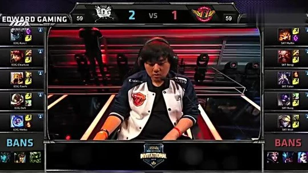 Ming 发送您新年的祝福：愿您步步高升，万事顺利；愿您快乐而不悲伤~